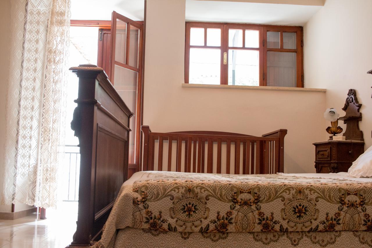 Il Mughetto Bed & Breakfast Челано Екстериор снимка
